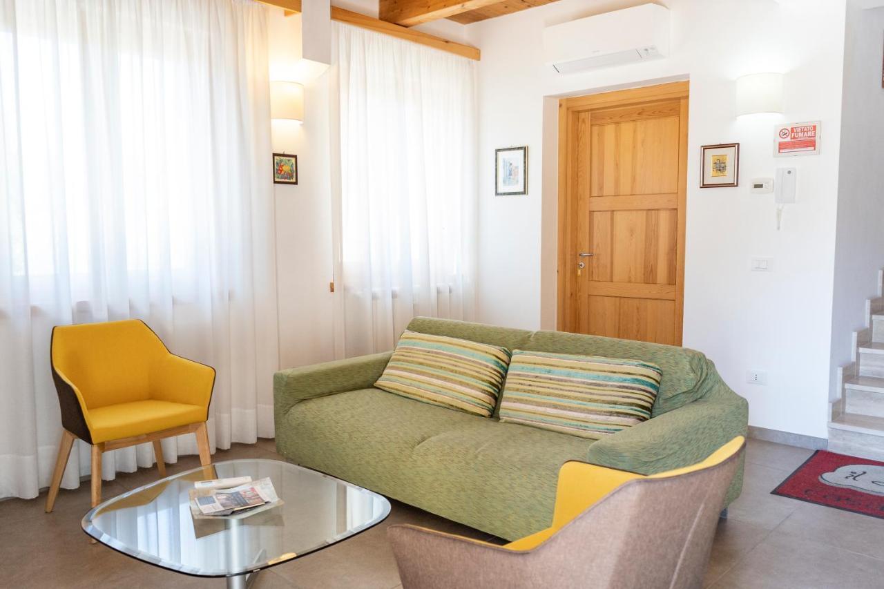 IL Sogno Hotel Montesano sulla Marcellana Eksteriør billede